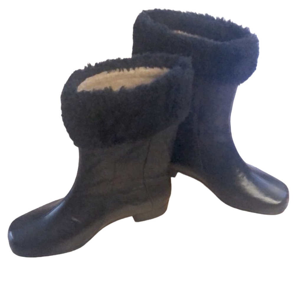WATERPROOF BOOT WITH FAUX FUR CUFF AND LINER BLACK SIZE 5